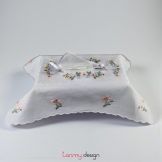 Tissue box cover with rose embroidery